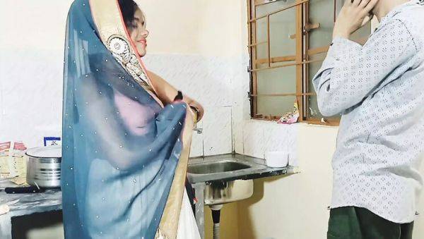 Hot Indian Aunty Vija Romantic Kitchen Sex - Full HD Homemade XXX Video - xxxfiles.com - India on systemporn.com