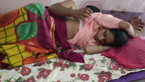 Village Husben And Wife Romantic Sex Video In Free Time - Sex Wife - desi-porntube.com - India on systemporn.com