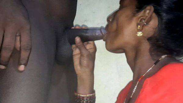 Desi Bhabhi Samresha Naidu Homemade Sex - Blowjob & Doggy Style with Chubby Indian Aunty - xxxfiles.com - India on systemporn.com