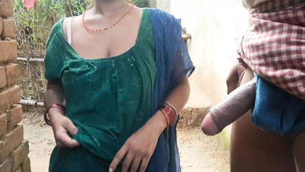 Hot Indian Wife Fucks Husband in Morning - Desi Couple Sex - veryfreeporn.com - India on systemporn.com