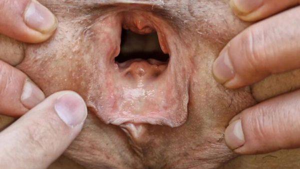 Naked MILF Nicky Brill Gapes Pussy & Pisses Outdoors - HD Solo Amateur - veryfreeporn.com on systemporn.com