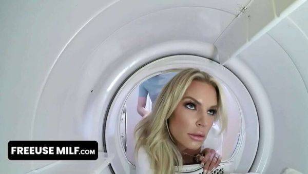 Busty Blonde Stepmom Rachael Cavalli Gets Freeused By Lucky Stud - Hardcore Stepfamily Threesome - xxxfiles.com on systemporn.com