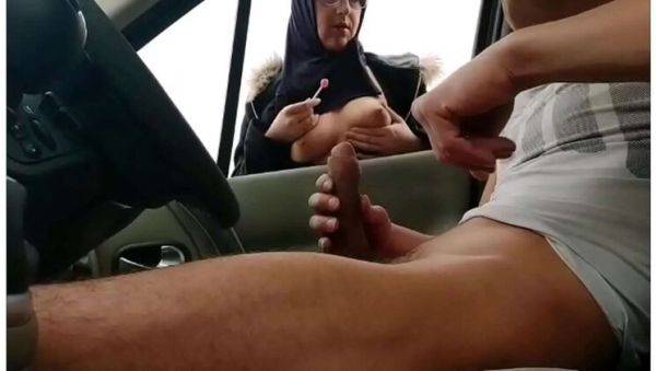 French Muslim MILF Loves Big Dick & Public Handjob - Cumshot Close Up - veryfreeporn.com - France on systemporn.com