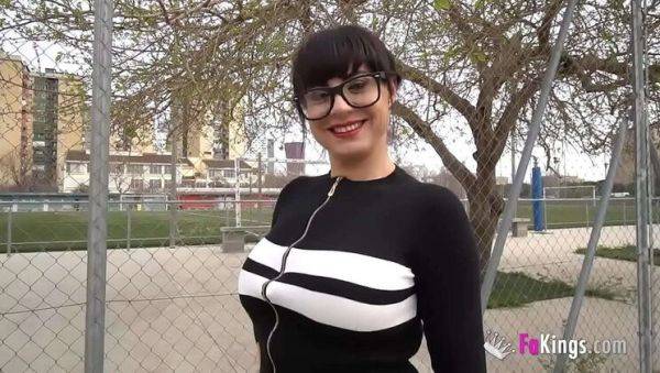 Busty MILF Damaris X Teaches Young Blond Dude How to Fuck Hard - veryfreeporn.com on systemporn.com