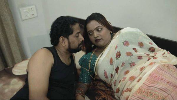 Hot Desi Bhabhi Fucks Alone in Village - Big Tits Indian MILF Hardcore Sex - veryfreeporn.com - India on systemporn.com