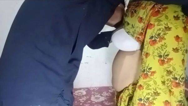 Hot Indian Chubby Wife Fucked Hard By Driver - Rimsha - porntry.com - India - Pakistan on systemporn.com