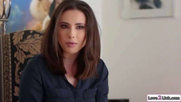 Lesbian psychologist fists petite brunette babe Casey Calvert deep in anal - veryfreeporn.com on systemporn.com