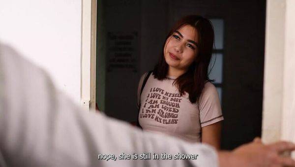 Amateur Teen IsabelRruiz Fucks Friend's Dad in Shower Surprise - Petite Latina Homemade HD - veryfreeporn.com - Colombia on systemporn.com