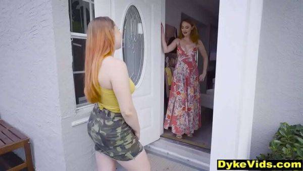 Hot redhead MILF shows teen girl how to lick pussy - lesbian first time - porntry.com on systemporn.com