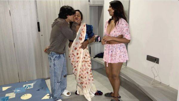 Indian Stepsister Threesome Fuck with Big Tits Friend - Hot Homemade Hindi Sex - porntry.com - India on systemporn.com