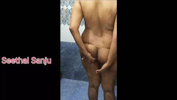 Kerala Mallu Wife Pissing & Bathing - Seethalsanju Homemade HD - xxxfiles.com - India on systemporn.com