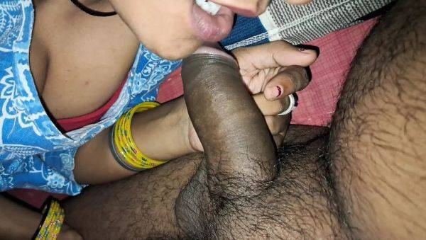Indian Wife Gives Amazing Blowjob - Deep Throat Sucking & Cum in Mouth - veryfreeporn.com - India on systemporn.com