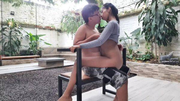 Young Latina Alexa Gets Wild Outdoor Blowjob from Older Police Officer on Patio Chair - veryfreeporn.com - Colombia on systemporn.com