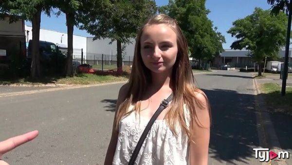 Lady Bug anal slut pool table hardcore only women - veryfreeporn.com on systemporn.com