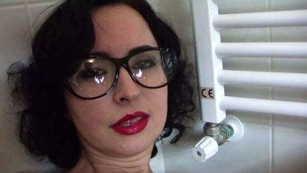 Amateur MILF in Glasses Masturbates Wild in Shower with Stockings - porntry.com on systemporn.com