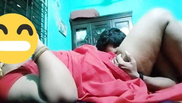 Desi Bhabhi Hot Talk With Debora - Bangladeshi Village Homemade Sex - veryfreeporn.com - Bangladesh on systemporn.com
