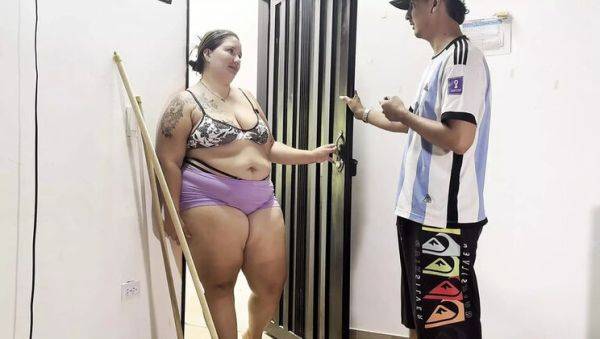 Horny Latina Worker Gets Fucked Hard by Big Cock in Kitchen - Loud Moaning Blowjob & Doggystyle - veryfreeporn.com - Colombia on systemporn.com