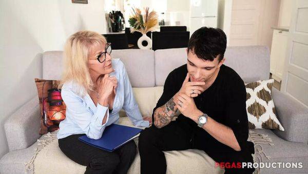 Fit Cougar Bianca Jaguar Gets Deep Fucked Hard - Big Tits, Blowjob & Cumshot - veryfreeporn.com on systemporn.com