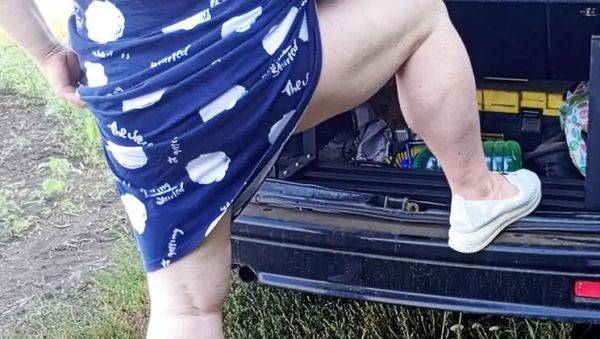 Neighbor MILF Squirts Multiple Times in Public - Zona901 Solo Masturbation - xxxfiles.com on systemporn.com