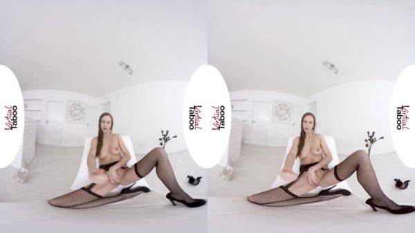 Virtual Reality And Tina Kay In Sexy Needs Your Cock - upornia.com on systemporn.com