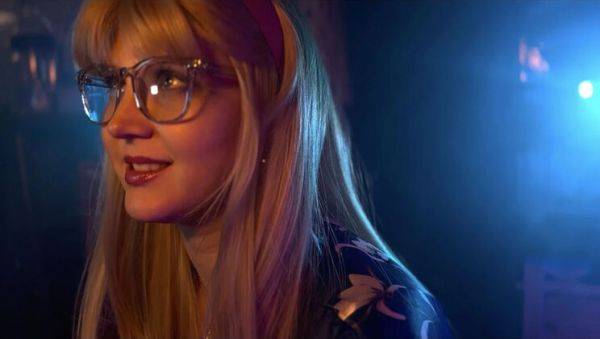 Stepmom Shawna Panofka's Sensual Massage Leads to a Happy Ending - xxxfiles.com - Usa on systemporn.com