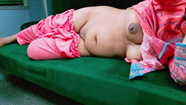 Verified Amateurs And Horny Boobs In Sex In Train-horny Big Boobs Big Ass Natural Tits - desi-porntube.com - India on systemporn.com