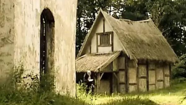 Anal Queen Angela Winter Double Penetration Nun Cosplay Fetish Movie - veryfreeporn.com - Italy on systemporn.com