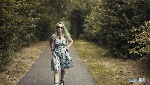 Naughty College Girl Linda Lush Gets Bukkaked by Flashers in the Woods - xxxfiles.com on systemporn.com