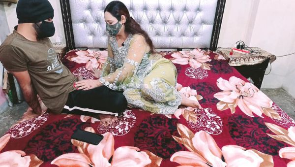 First Time Step Mom Anal Doggystyle - Desi Indian Homemade Sex - porntry.com - India - Japan - Pakistan on systemporn.com