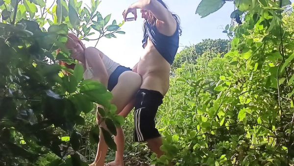 Naughty Redhead MILF Gives Blowjob on Beach - Public Sex Amateur Video - xxxfiles.com on systemporn.com