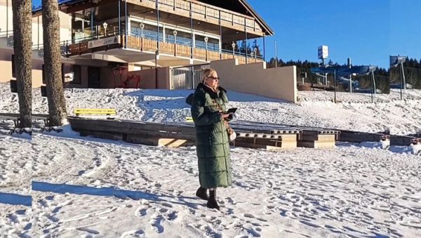 Amateur Blonde MILF Selena701 Fucks Hard After Outdoor Walk - German Mature Homemade Sex - veryfreeporn.com - Germany on systemporn.com