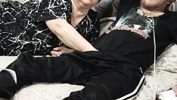 MILF Mother-in-Law Gives Intense Blowjob and Swallows Cum - Zona901 - xxxfiles.com - China on systemporn.com