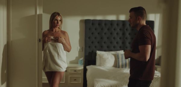 Rachael Cavalli gets her fake boobs covered with cum - alphaporno.com on systemporn.com