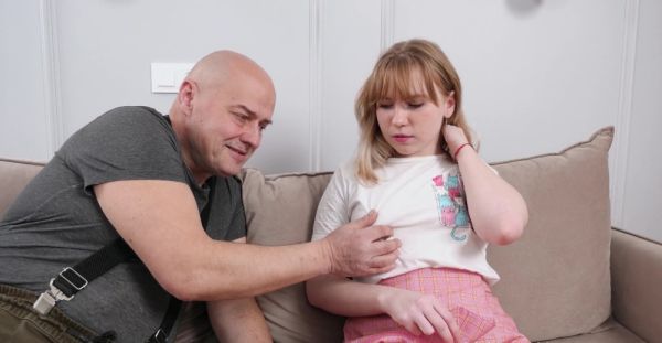 An old man fucked an Alien in missionary pose on the sofa - alphaporno.com on systemporn.com