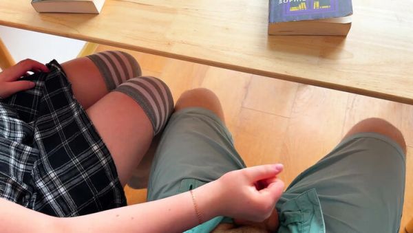 Hot Schoolgirl Gives Handjob and Footjob Under Table in History Class - xxxfiles.com - Britain on systemporn.com