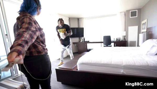 Blue Haired Xoe Grim Takes Big Black Cock From Louie Smalls at KingBBC - veryfreeporn.com - Britain on systemporn.com
