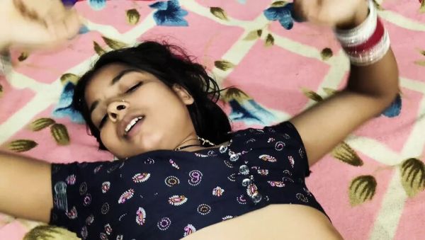 Desi hot couple first night after love marriage Indian porn - veryfreeporn.com - India on systemporn.com