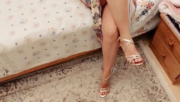 Amateur Blonde Mature Wife Foot Fetish in High Heels - porntry.com on systemporn.com