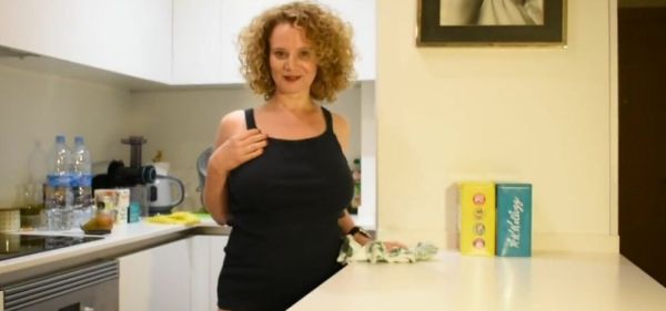 Hot milf masturbates after firing a friend - inxxx.com on systemporn.com