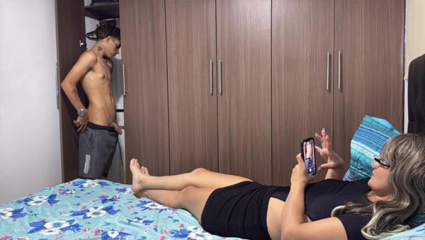 Naughty Stepmom Wets Her Rich Pussy Watching Stepson Change Her Underwear – Real Taboo Sex - porntry.com - Spain - India - Colombia on systemporn.com