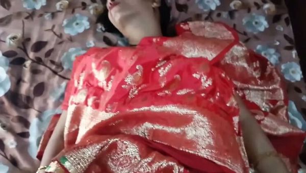 Desi Wife Sex – Hot Indian Aunty Blowjob and Missionary Fuck with Old Man - porntry.com - India on systemporn.com