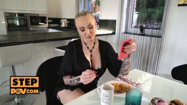 POV Stepmom Kayla Green Wants Your Cum - veryfreeporn.com - Britain on systemporn.com