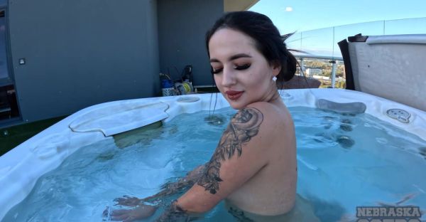 Tatted babe Veronika's steamy solo session by the pool - alphaporno.com on systemporn.com