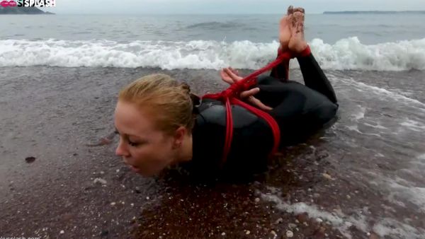 Lucy Lauren In A Wetsuit - Rope Bondage Escape Challenge On The Beach - upornia.com on systemporn.com
