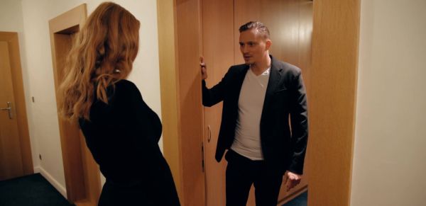 Redheaded Lenina gives a wild ride on that huge cock - alphaporno.com on systemporn.com