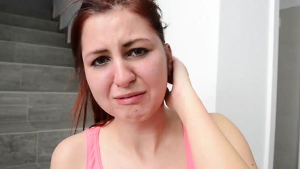 Face Slapping & Pizza Punishment - Domina Rea Dominates Slave Meg Magic Hard BDSM - veryfreeporn.com - Britain on systemporn.com