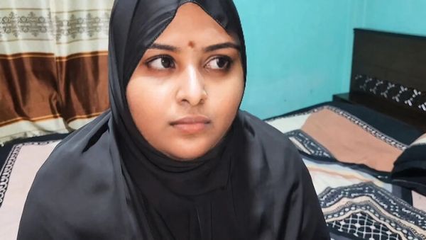 Bangladeshi Step Mom Fucks Stepson Hardcore - Homemade Doggy Style & Blowjob - veryfreeporn.com - Bangladesh on systemporn.com