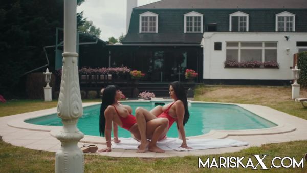 Mariska Fucking Poolside - Valentina Ricci And Mariska X - videohdzog.com on systemporn.com