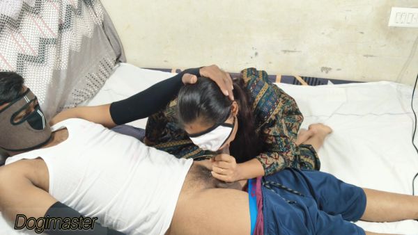 Desi Indian Bhabhi Enjoy With Devar Desi Indian Bhabhi Devar Romance With Devar Bhabhi - desi-porntube.com - India on systemporn.com