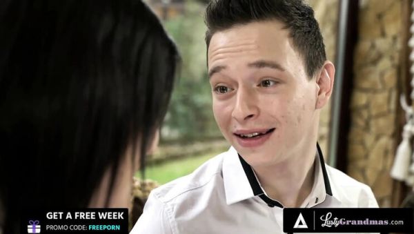 Horny Stepson Fucks Divorced Stepmom - Big Tits Granny Nikki Nuttz Deep Throat & Doggystyle - xxxfiles.com on systemporn.com